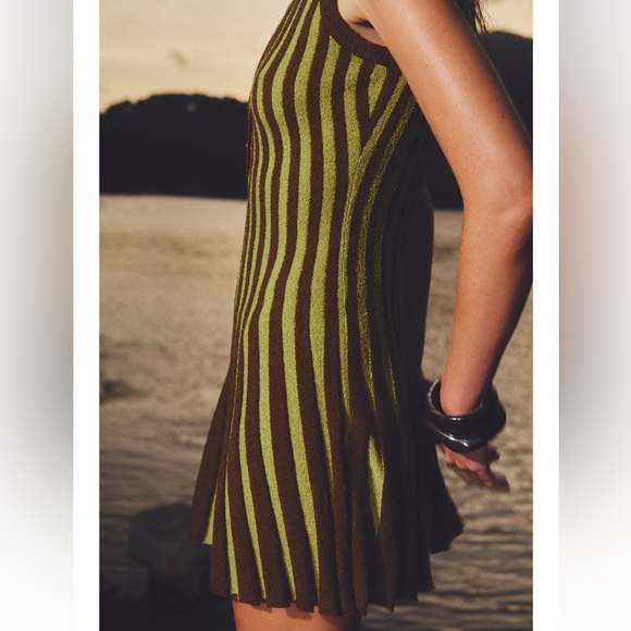 Zara Olive and Chocolate Striped Midi Dress - Picture 5 of 10
